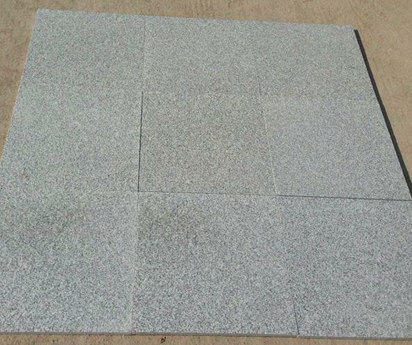 Płytki granitowe Bianco Cristal 60x60x2 G603 płomieniowane
