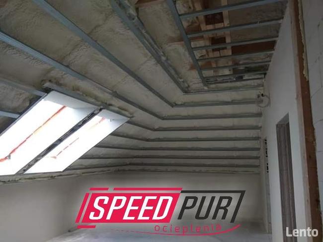 Piana PUR Ocieplanie Poddasze Wiązary Dach Strop Piła