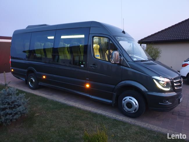 Wynajem busa Jaworzno przewóz osób Tychy busy Katowice