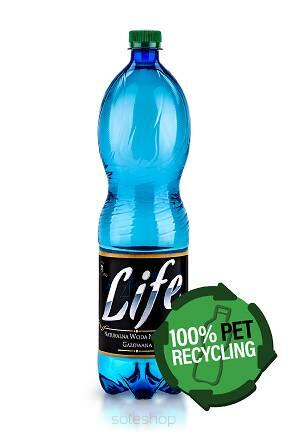 Woda Mineralna w butelce PET 1,5 l. z 100% RECYKLINGU