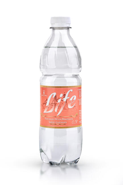 Woda mineralna 0,5 l. na paletach dla firm i biznesu