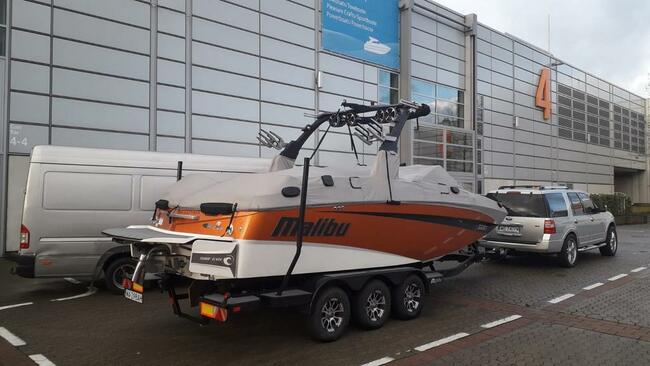 Transport jachtów oraz przewóz Łodzi motorowych na lawecie