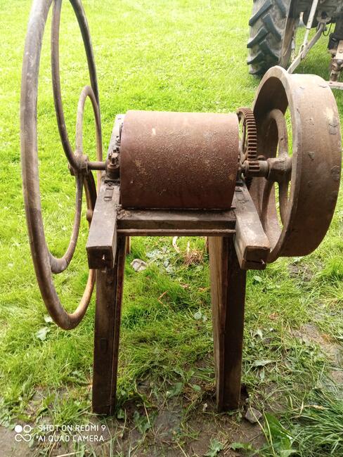 Bardzo stara sieczkarnia