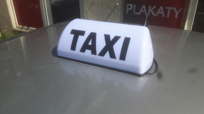 KOGUT taxi szpakówka gapa na magnesie biały i żółty LED Krak