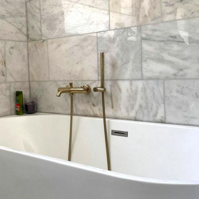 Płytki Marmur Carrara polerowane 61x61x1,2 cm