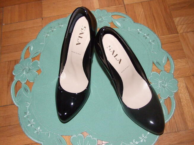 czółenka czarne lakier 36 / 37 rozm. nowe