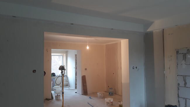 WYKOŃCZENIA WNĘTRZ + USŁUGI BRUKARSKIE