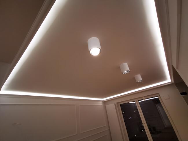 Wykańczanie wnętrz, remonty, sufity podwieszane, gładzie,