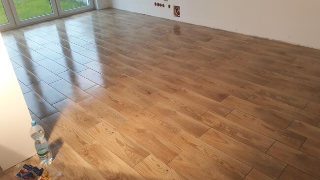 WYKOŃCZENIA WNĘTRZ + USŁUGI BRUKARSKIE