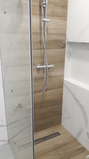 WYKOŃCZENIA WNĘTRZ + USŁUGI BRUKARSKIE