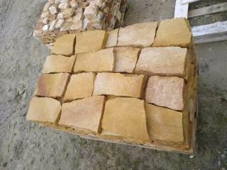 Kamień na ścieżki ścieżkowy cięty ogrodowy na schody