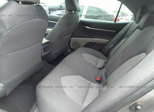 Toyota Camry 2019, 2.5L, po gradobiciu