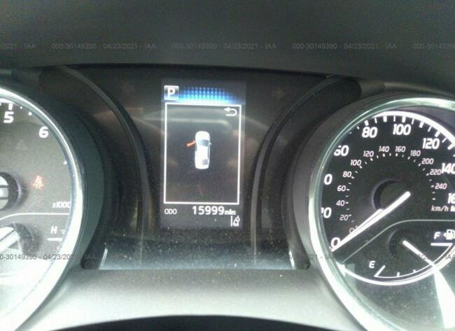 Toyota Camry 2019, 2.5L, po gradobiciu