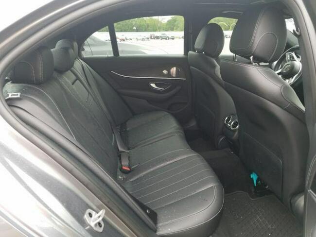 Mercedes E 300 2019, 2.0L, 4x4, po gradobiciu