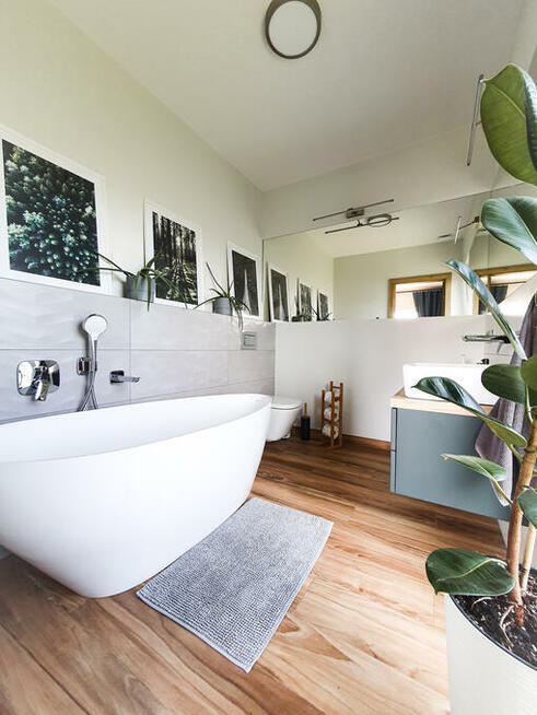 Nowoczesny dom przy lesie do wprowadzenia 2019r