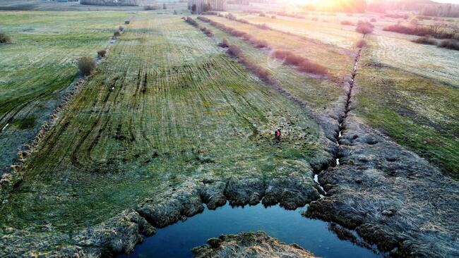 Działka 1,2 ha z własną linią brzegową rzeki Bogusze