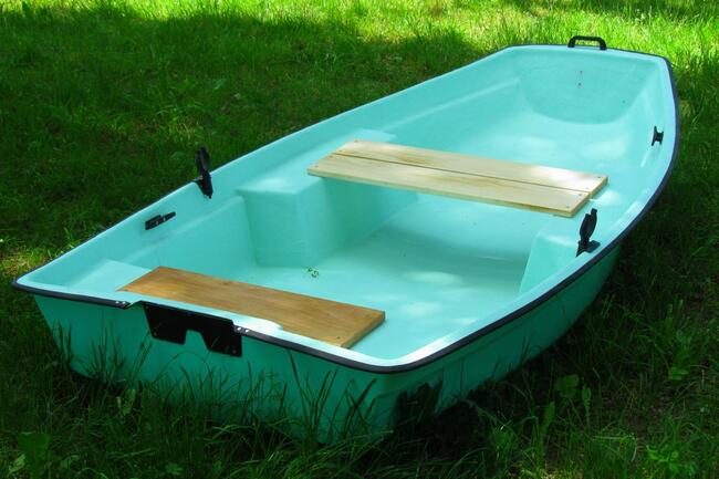 Mała łódka łódeczka bączek łódka wędkarska łódka rekreacyjn