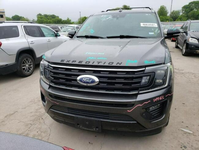 Ford Expedition 2019, 3.5L, Limited, po gradobiciu