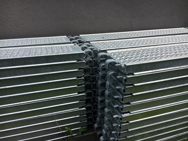 stopa do rusztowania warszawskiego stopa regulowana Kraków