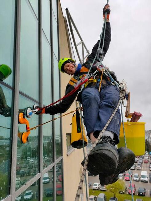 Usługi alpinistyczne, arborysta, alpinista przemyslowy