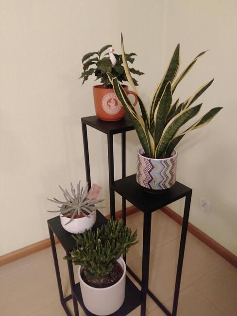 Kwietnik.duzy metalowy Belsoo