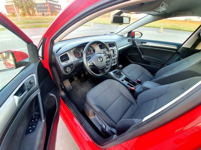 VW GOLF Wynajem Aut Wrocław Wypożyczalnia samochodów RentCar