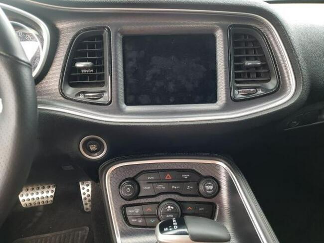 Dodge Challenger 2018, 6.4L, R/T, porysowany lakier