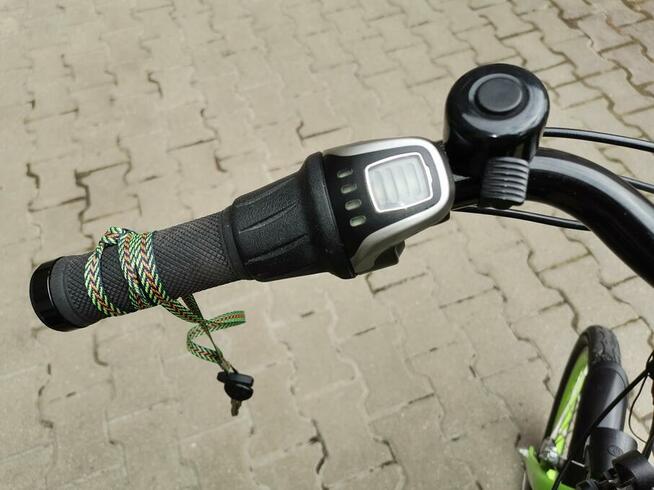 Piękny rower włoskiej firmy Benelli E-bike Model Foldcity