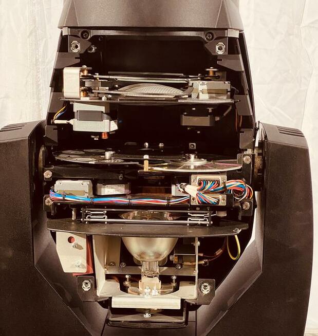 Głowica Clay Paky ALPHA BEAM 300