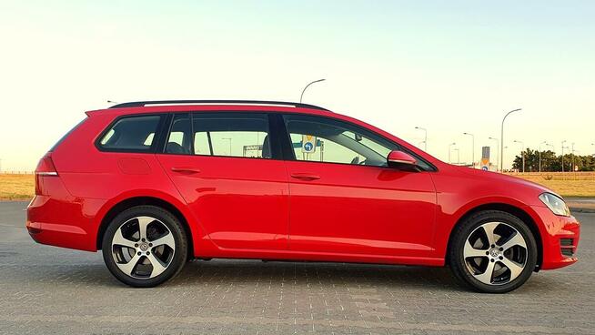 VW GOLF Wynajem Aut Wrocław Wypożyczalnia samochodów RentCar