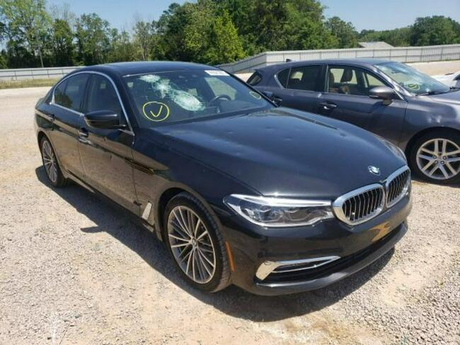 BMW 540 2017, 3.0L, po gradobiciu
