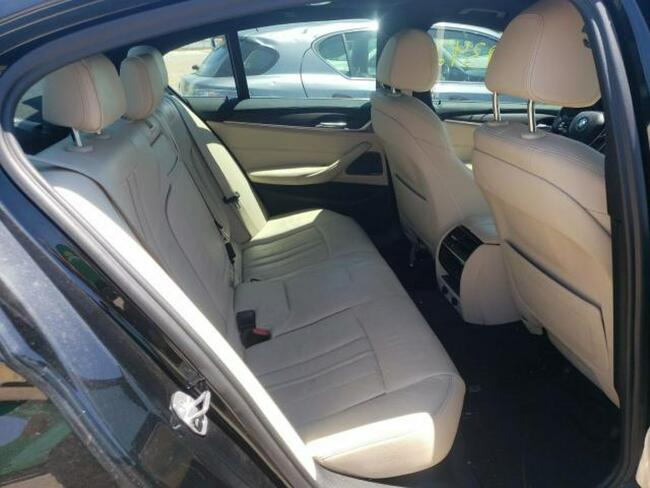 BMW 540 2017, 3.0L, po gradobiciu