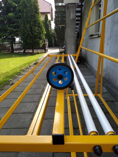 Przewijarka nawijarka ręczna do materiałów w rolkach