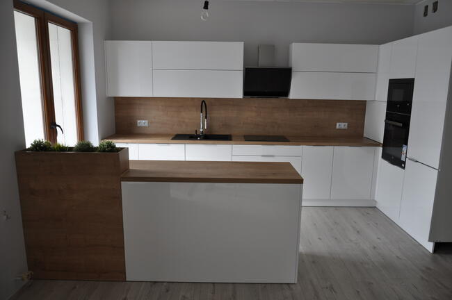 MARTI KUCHNIE, MEBLE KUCHENNE ,SZAFY, MEBLE ŁAZIENKOWE, GŁOGÓW