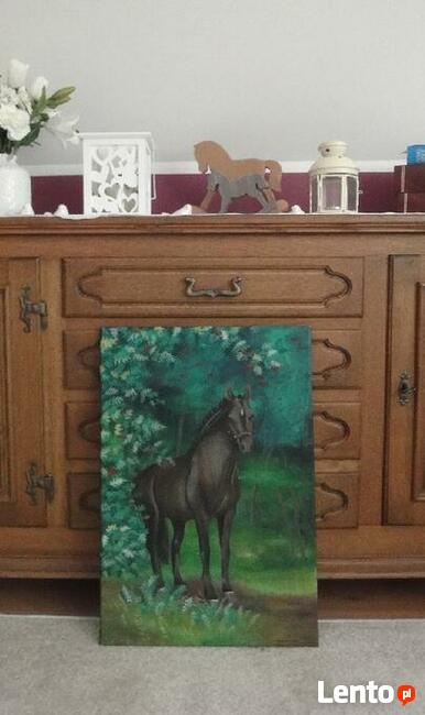 Obraz olejny koń w lesie