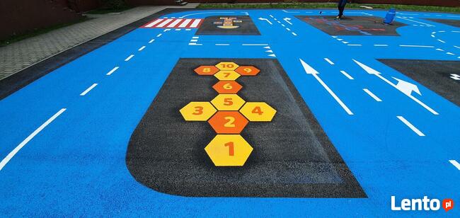 Strefa gier podwórkowych, chodnikowych, asfaltowych