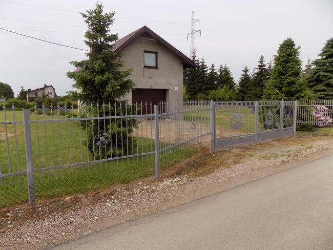 Sprzedam działkę budowlaną częściowo zabudowaną