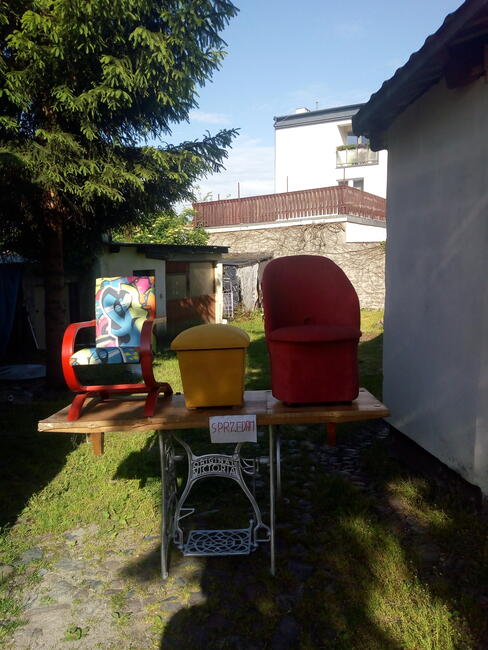 pufa fotel kubełkowy i mini finka
