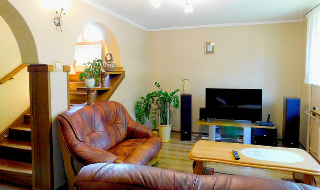 Dom w Raczkach, 164 m.kw.- działka 1008 m.kw.