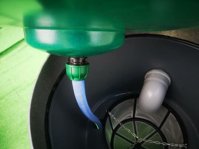 Zbiornik na wodę deszczową 3000L 4000L z pompą automatyczną