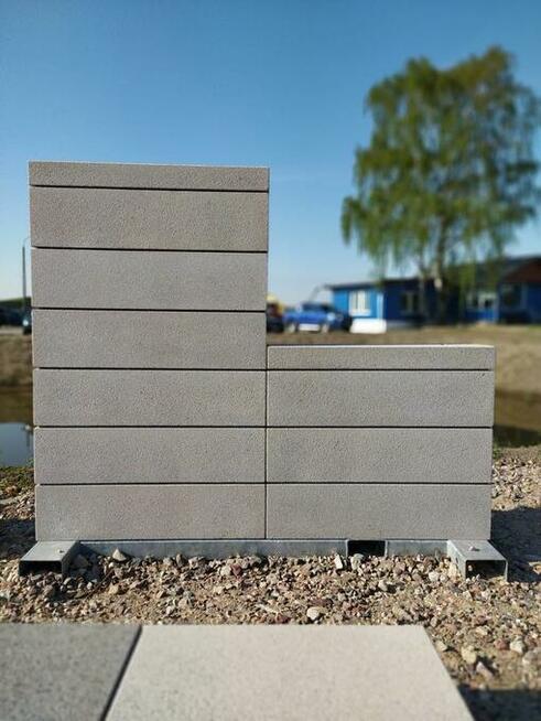 KOSTKA BRUKOWA / OGRODZENIA