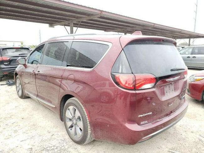 Chrysler Pacifica 2018, 3.6L hybryda, po gradobiciu