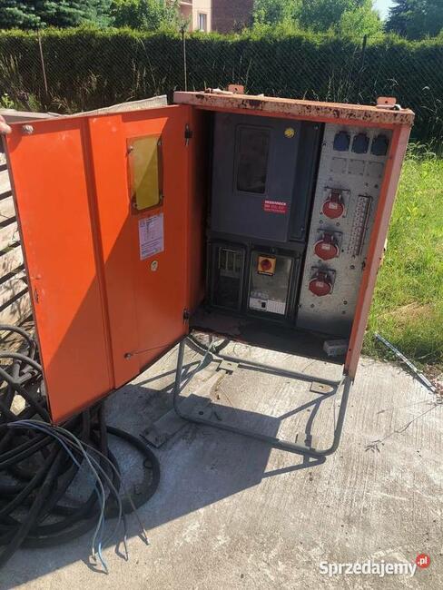 Skrzynka budowlana rozdzielcza z kablem