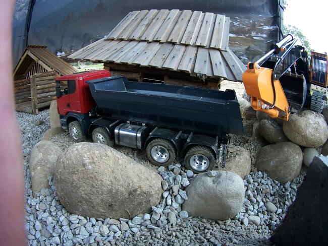 Model RC wywrotka Scania R560 8x8 aluminium, 4,6kg,