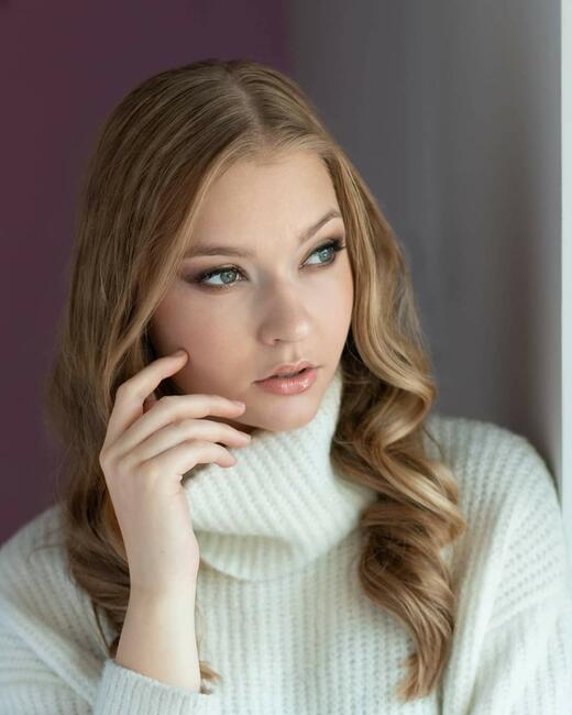 Makijaż okolicznościowy Stylizacja Fryzur Fryzjer Salon Krak