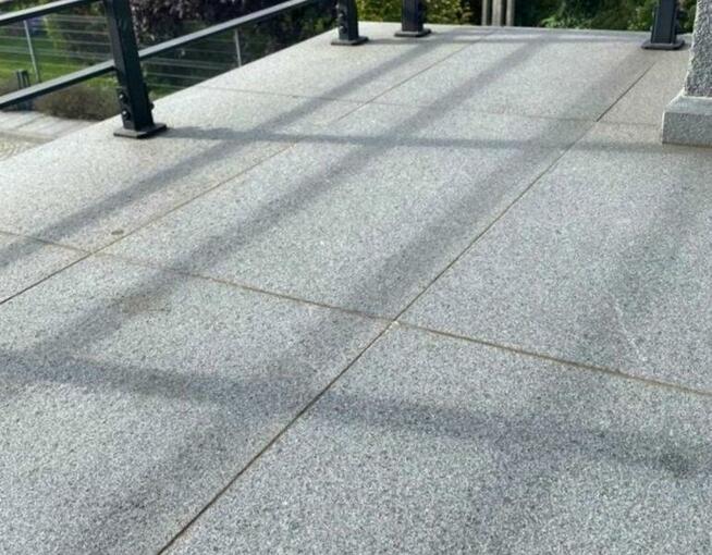 Granitowe Płytki Szare 60x60x3 Płomieniowane Podjazd Taras