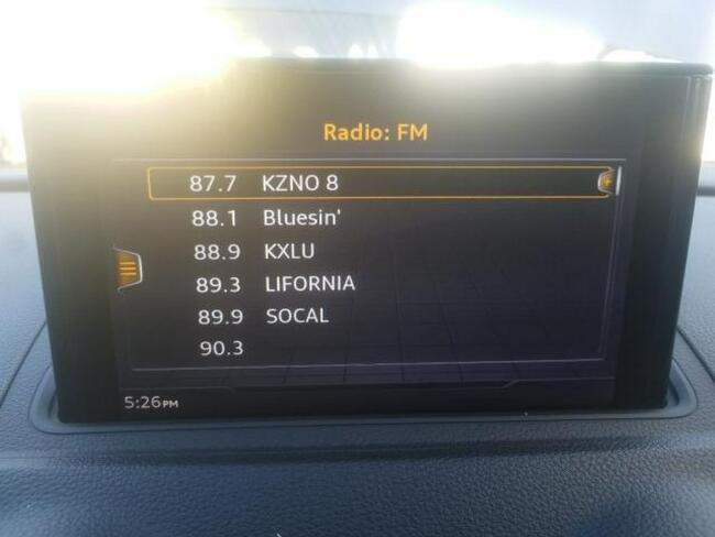 Audi A3 2018, 1.4L hybryda, porysowany lakier