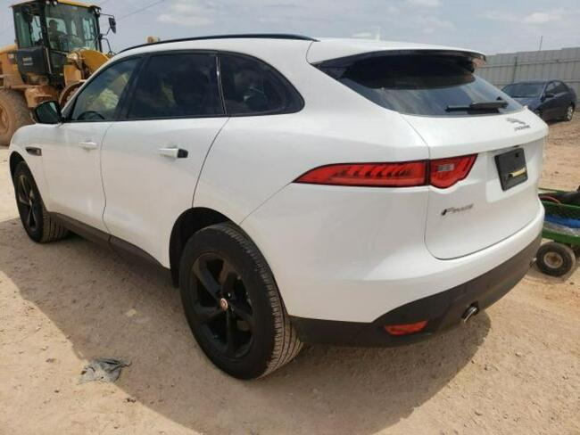 Jaguar F-Pace 2019, 2.0L, 4x4, Prestige, po gradobiciu