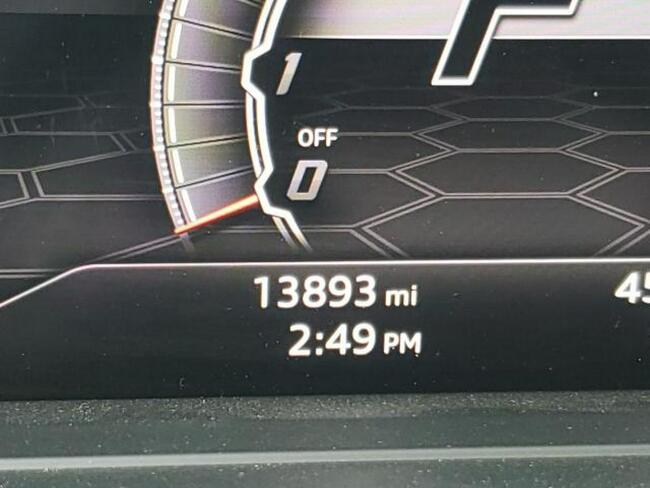 Lamborghini Urus 2019, 4.0L, 4x4, porysowany lakier