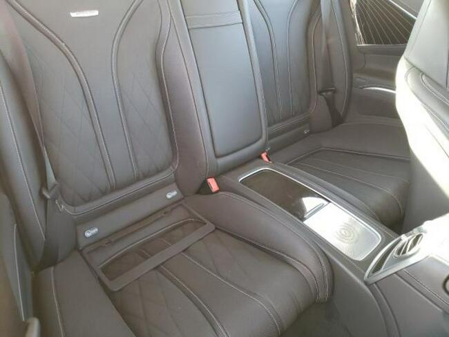 Mercedes S 63 AMG 2017, 5.5L, 4x4, porysowany lakier